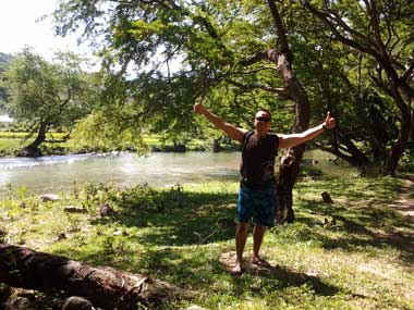 Heading to Kalong along the Camurong River